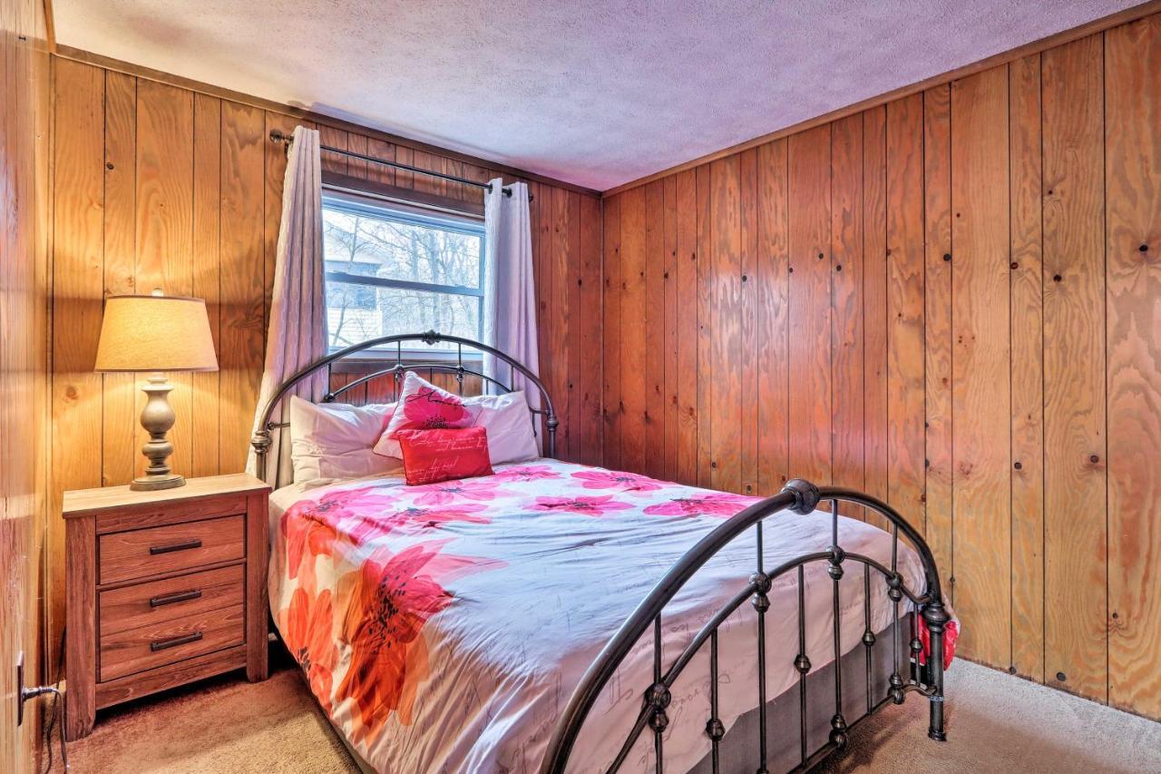 Вилла Quiet Poconos Getaway 23 Mi To Camelback Mountain Albrightsville Экстерьер фото